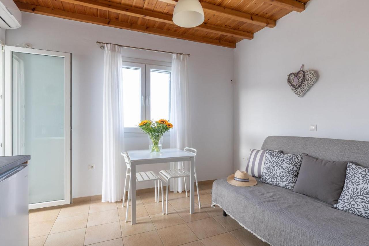 Sea Wind Villas And Suites Tourlos Extérieur photo